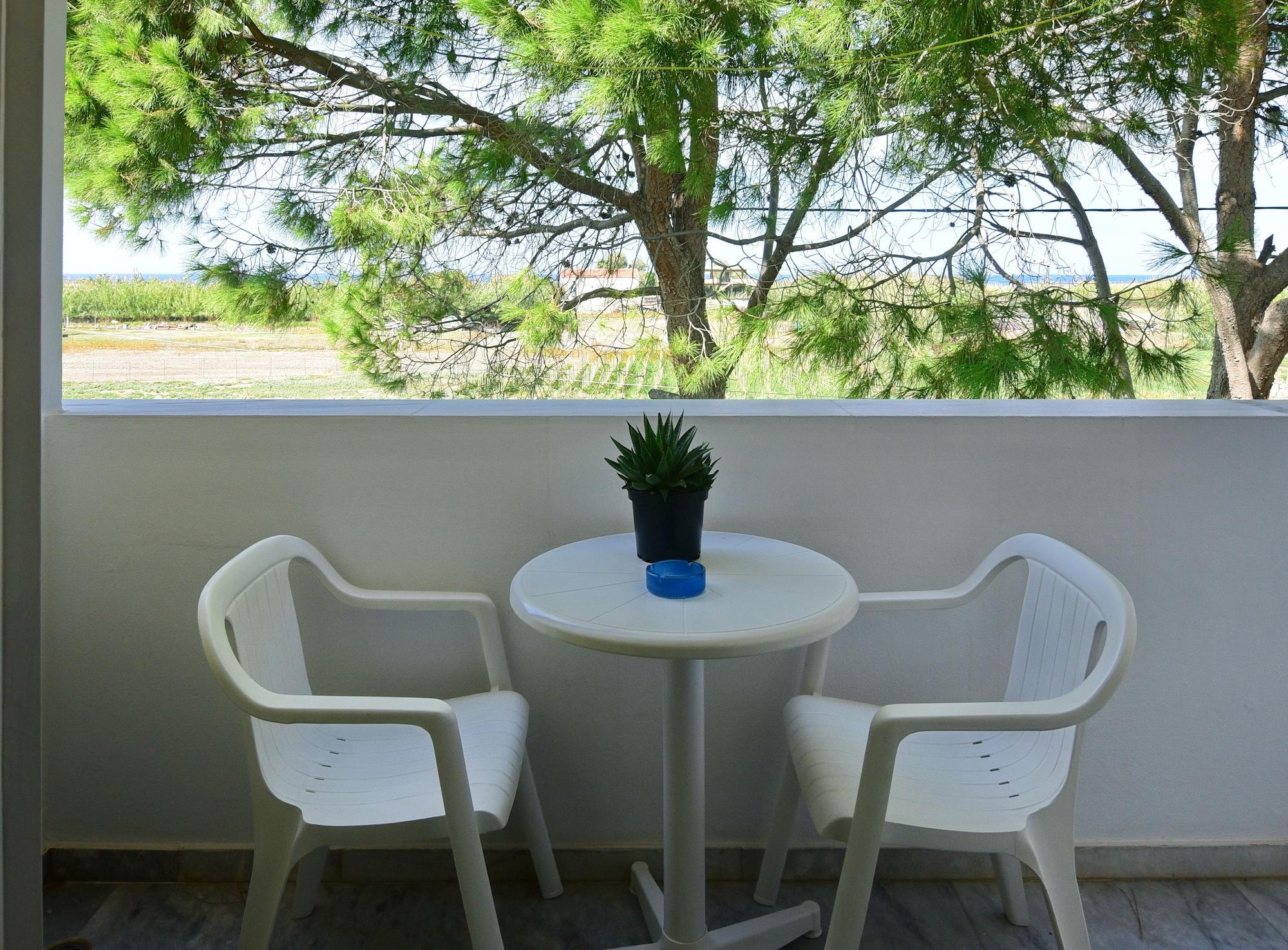 Mantenia Hotel Platanes  Exterior photo
