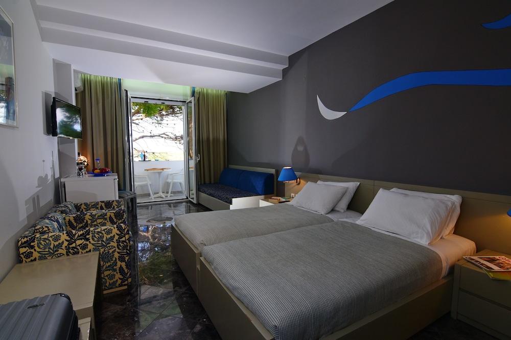 Mantenia Hotel Platanes  Exterior photo